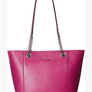 CALVIN KLEIN HAYDEN MERCURY LEATHER EAST/WEST TOTE, MAGENTA